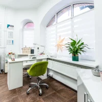 студия маникюра и педикюра larinelle изображение 9